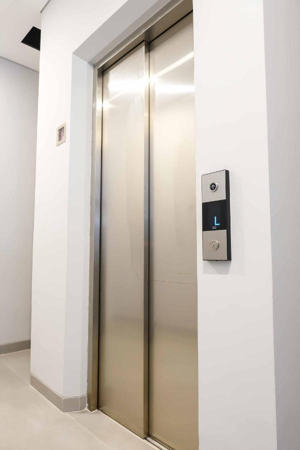 M Cabin Karawaci Binong Εξωτερικό φωτογραφία